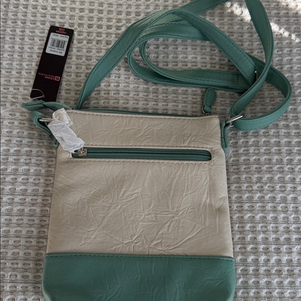 Stone Mountain Accessories Teal and Cream Crossbody Bag - Picture 2 of 4